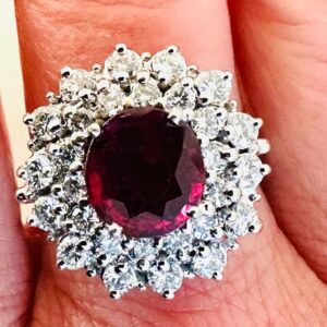 Ring 585/- Weißgold mit Rubin und Bril.1,26 ct Tw/vsi