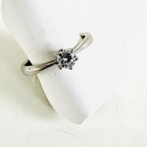 Ring 585/- Weißgold mit Brilliant 0,27 ct Lupenrein