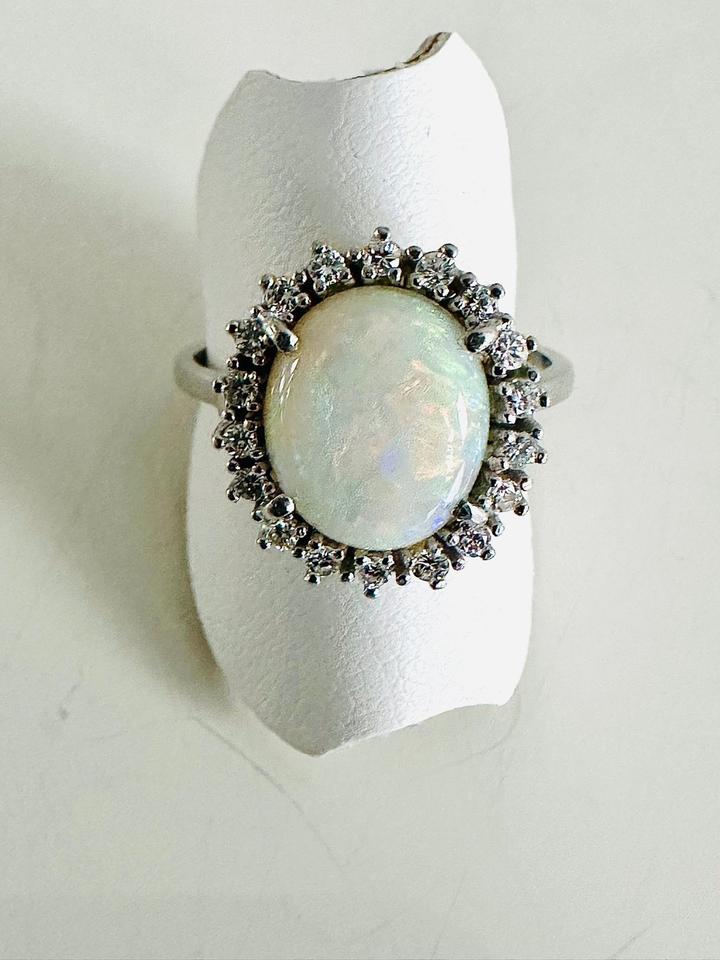 Ring 585/- Weißgold mit Opal und Brillianten 0,36 ct – Bild 2