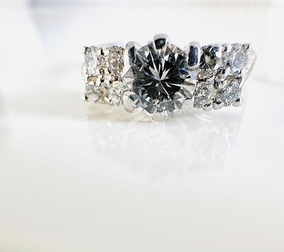 Ring 750/- Weißgold mit Brillanten 1,10 ct Tw/ Lupenrein – Bild 6