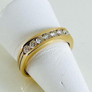 Ring 750/- Gold mit 7 Brillianten 0,52 ct