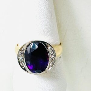 Ring 750/- Gold mit Amethyst und Brillianten 0,06 ct