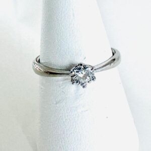 Ring 585/- Weißgold mit Brilliant 0,27 ct Lupenrein