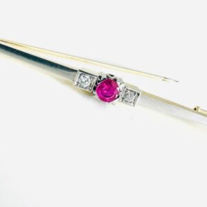Nadel 585/- Gold mit Brillianten und Rubin