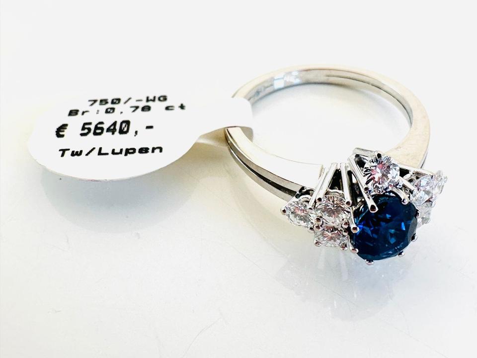Ring 750/- Weißgold mit Brillanten 0,78 ct Tw/Lupenr, und Saphir – Bild 4