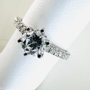 Ring 750/- Weißgold mit Brillianten 1,32 ct mit Expertise