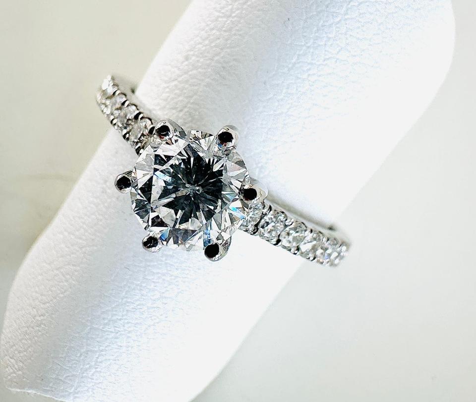 Ring 750/- Weißgold mit Brillianten 1,32 ct mit Expertise