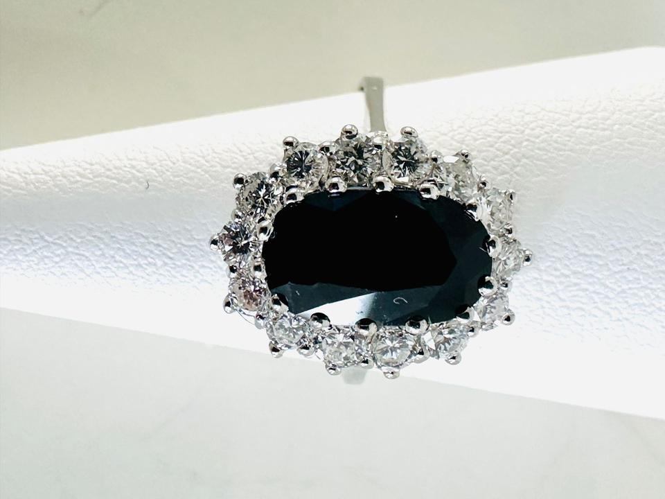 Ring 585/- Weißgold mit Saphir und Brillanten 0,84 ct Tw/vsi – Bild 2