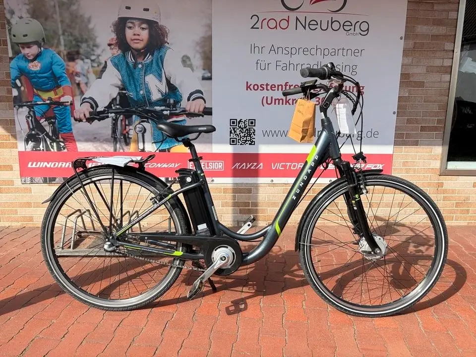 Zündapp Z510 Damen-E-Bike mit komfortablem Tiefeinstieg.